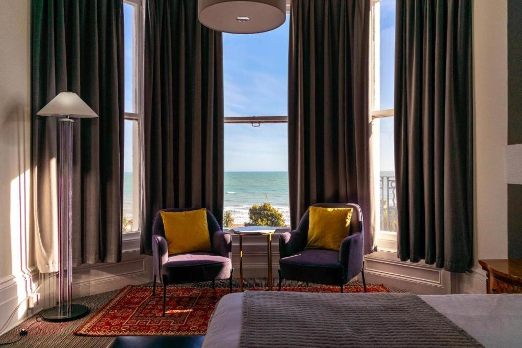 Oyo West Rocks Townhouse Hotel Eastbourne Exterior foto